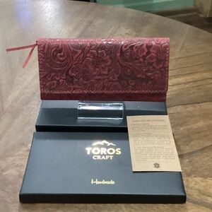 Red Embossed Leather Key & Card Holder BNWT Leather Handmade